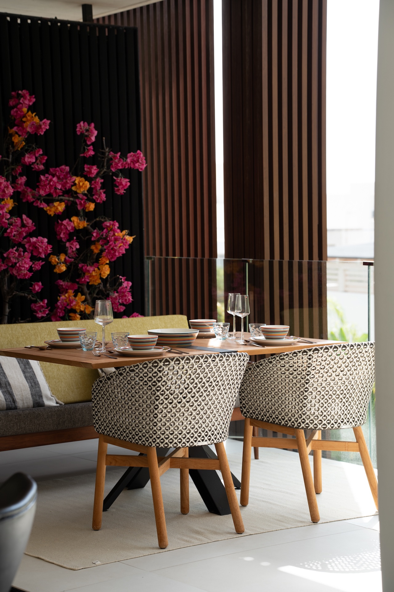 Resa Estates 3 slaapkamers Talamanca te koop sale Ibiza terrace sm.jpg